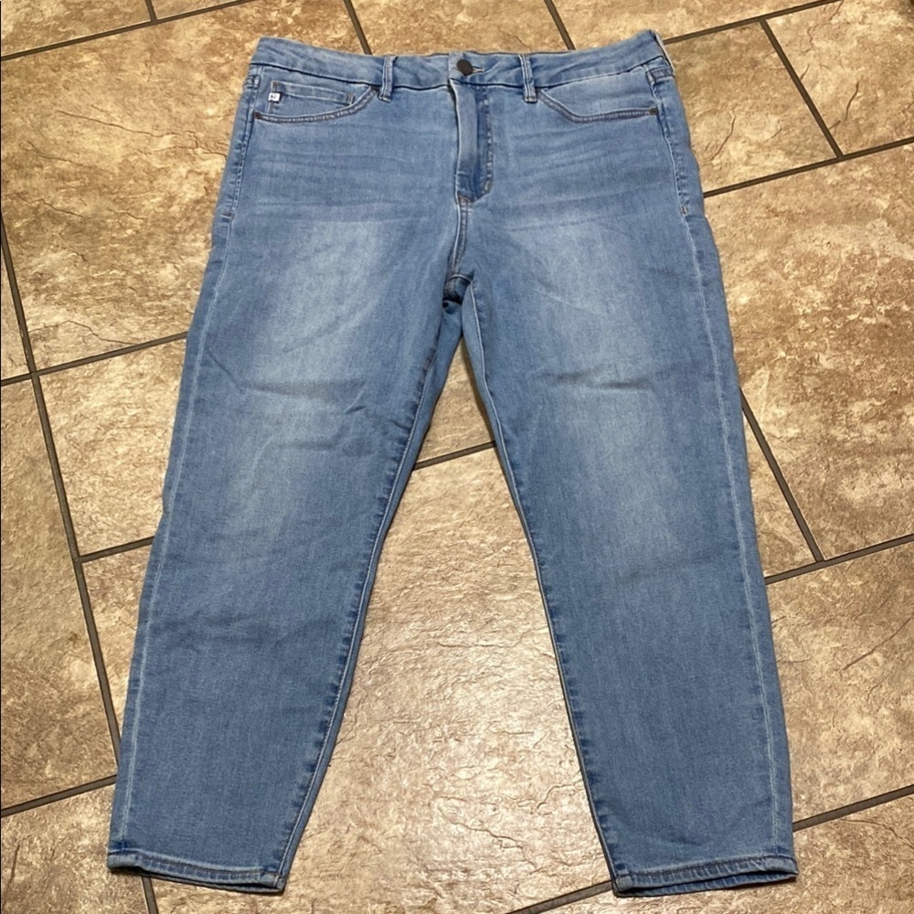 Dear John Size 31 Light Blue Capri Style Jeans
